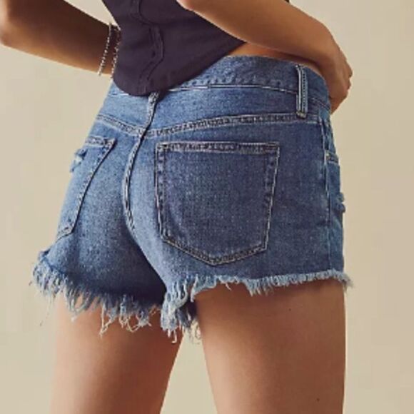 We The Free Button Fly Frayed Hem Denim Jean Shorts Size 27 - Picture 11 of 11